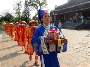 Spring comes to imperial Hue city